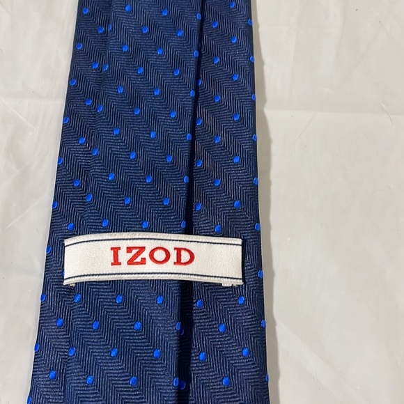 I of men’s dark and light blue tie 3.25”Wx 58”L like new very executive looking - Picture 5 of 8